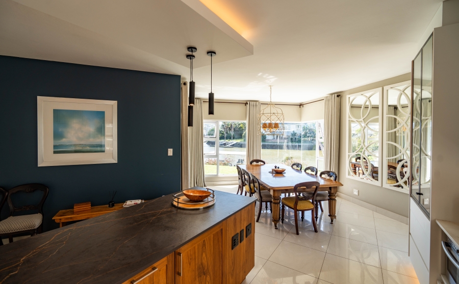 7 Bedroom Property for Sale in Royal Alfred Marina Eastern Cape